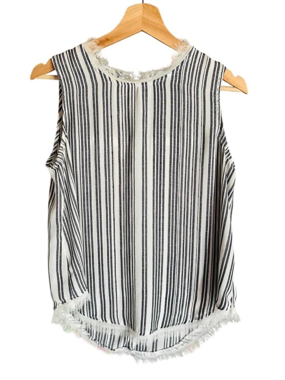 ⬅️Who What Wear Striped Top S